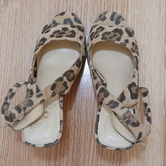 Vince Camuto Reteema Heeled/Peep Toe Sandals size 8.5 for women - Picture 5 of 8